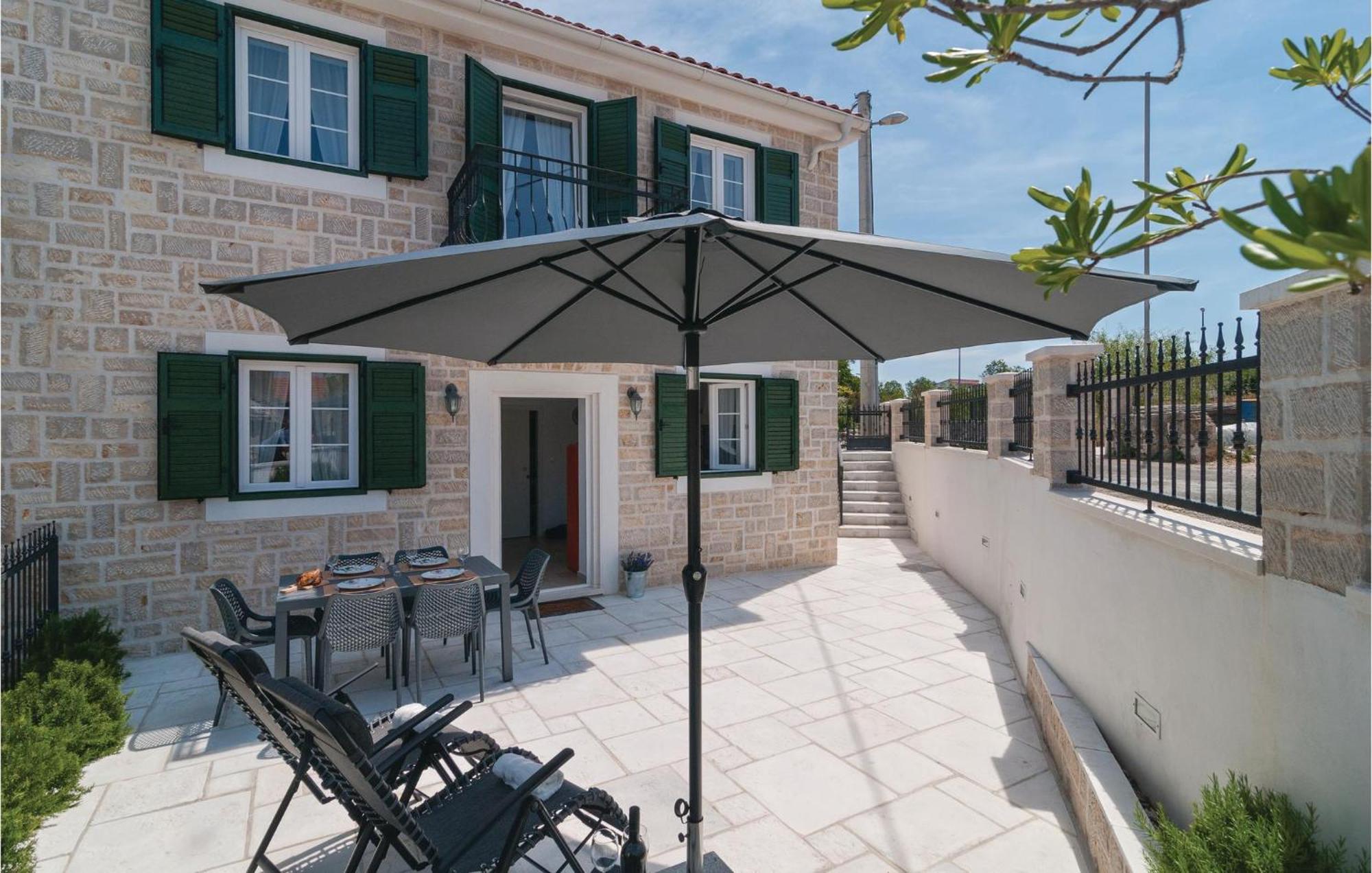 Stunning Home In Primosten With Kitchen 외부 사진